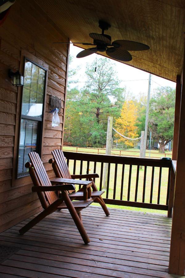 Bed and Breakfast Berry Creek Cabins Isabel Экстерьер фото