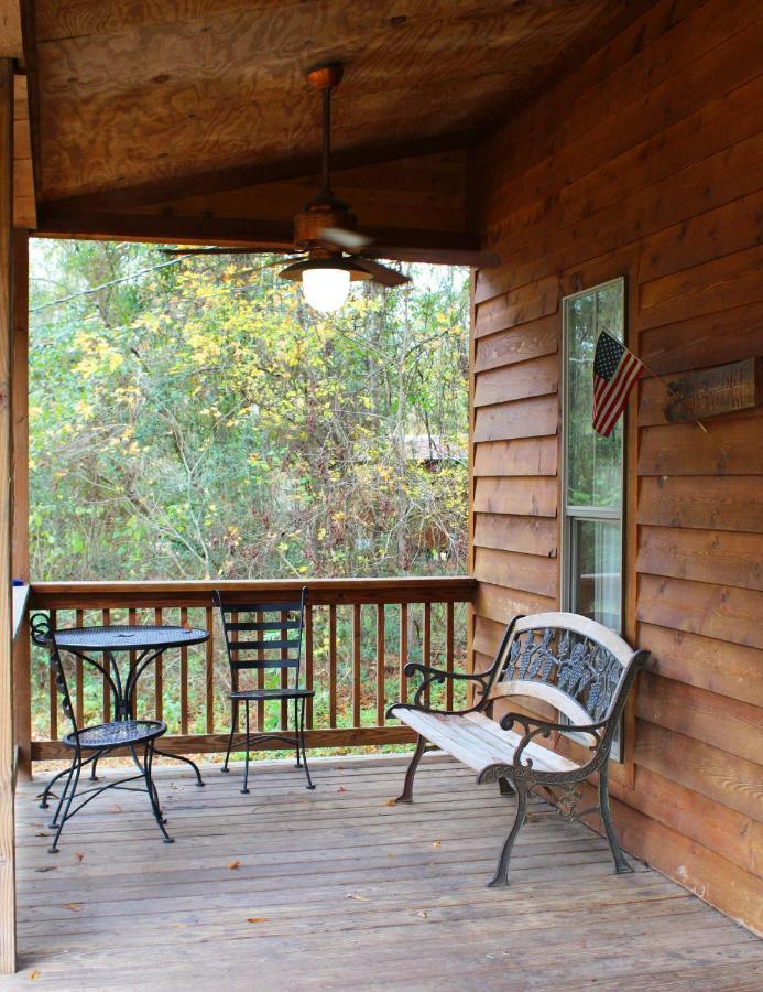 Bed and Breakfast Berry Creek Cabins Isabel Экстерьер фото